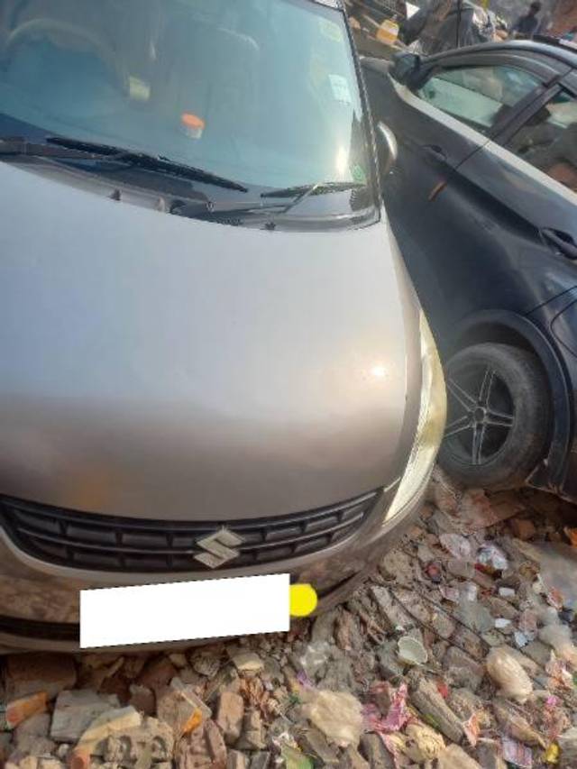 https://images10.gaadi.com/usedcar_image/4556697/original/processed_091025d5-768a-45fa-ac65-e2fd7cd323d5.jpg?imwidth=6400