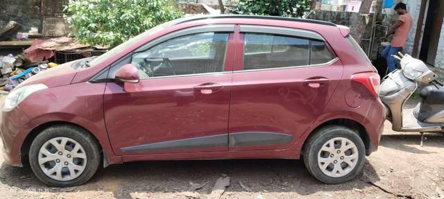 https://images10.gaadi.com/usedcar_image/4556717/original/processed_d2ed5040-8de7-4c21-84d0-d63dc33bad2f.jpg?imwidth=6402