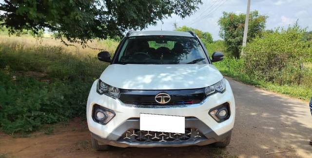 https://images10.gaadi.com/usedcar_image/4556721/original/processed_7f079e06-ec7c-423c-9a01-d00ebc84ad5d.jpg?imwidth=6400