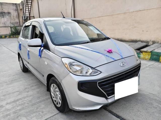 https://images10.gaadi.com/usedcar_image/4556781/original/processed_1a6ecc8e320001650c041aa414288aa4.jpg?imwidth=6400