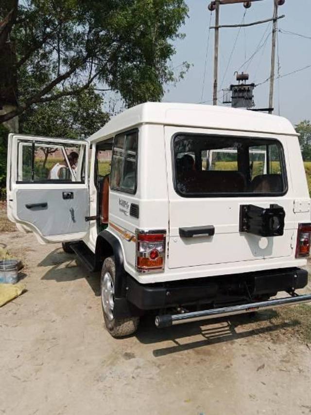 https://images10.gaadi.com/usedcar_image/4556789/original/processed_8f57f8c3-1b69-4808-9296-302992eb9f64.jpg?imwidth=6401