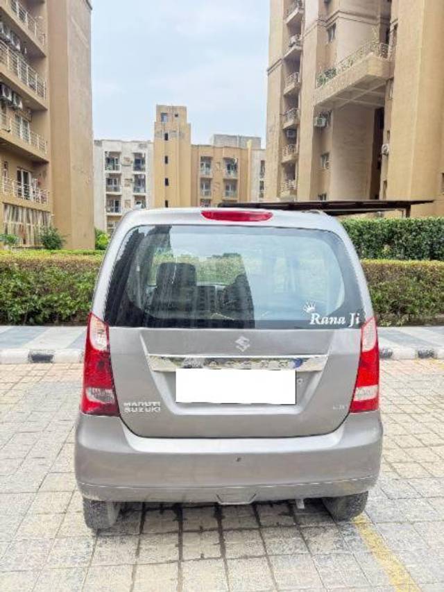 https://images10.gaadi.com/usedcar_image/4556792/original/processed_0a5d8c7f-29c3-4646-92a4-2642ca4e70fb.jpg?imwidth=6401