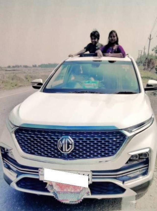 https://images10.gaadi.com/usedcar_image/4556807/original/processed_processed_7ae5646d-e744-4a45-bb8b-2794269d55bc.jpg?imwidth=6400