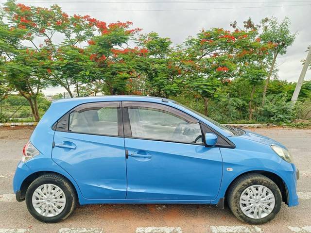 https://images10.gaadi.com/usedcar_image/4556821/original/processed_4c2b51077d798d034cf339d01f30eccb.jpg?imwidth=6401