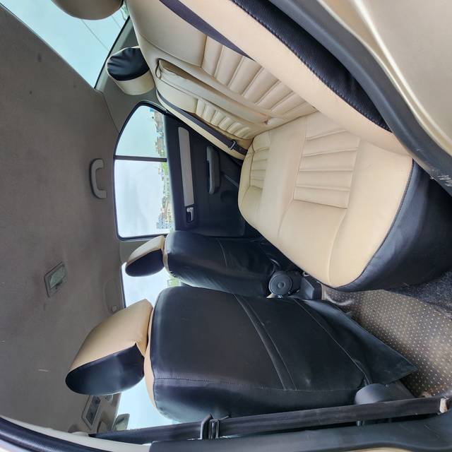 https://images10.gaadi.com/usedcar_image/4556823/original/5572535f85f44952a2aba3b1264b7954.jpg?imwidth=6401