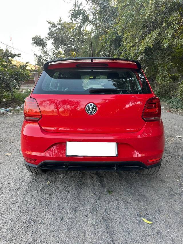 https://images10.gaadi.com/usedcar_image/4556835/original/processed_acb16aa11a9821f0ed0944b853115a7b.jpg?imwidth=6402