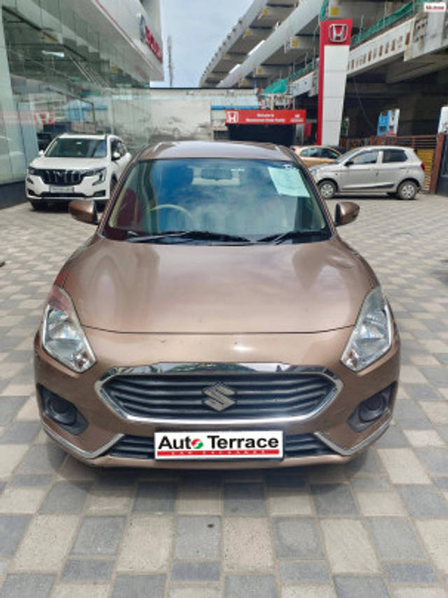 https://images10.gaadi.com/usedcar_image/4556857/original/b84bf6855bdfc17ba03d9c82dea5da28.jpg?imwidth=6400