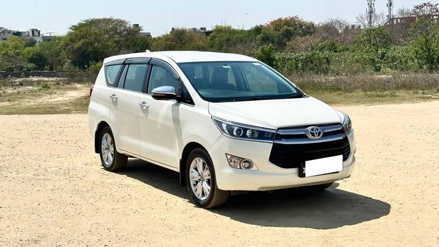 https://images10.gaadi.com/usedcar_image/4556914/original/processed_caf3b58daa0d0f8b83294c288eacdbe2.jpg?imwidth=6400