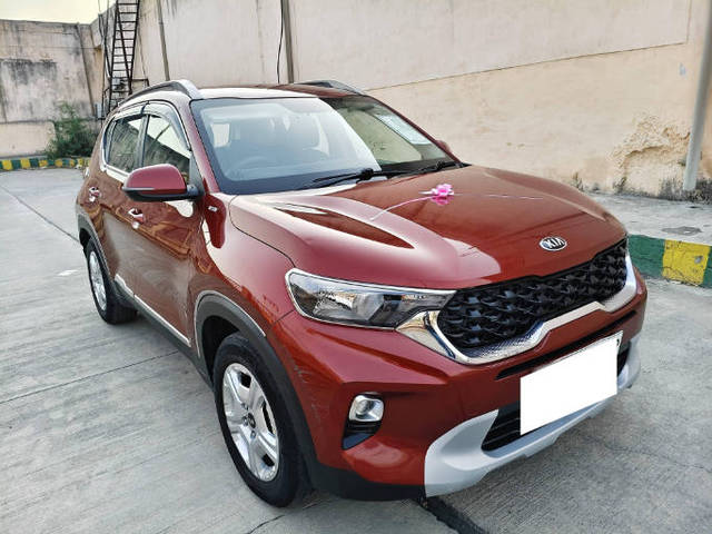 https://images10.gaadi.com/usedcar_image/4556928/original/processed_33593045eb1897b225ec040de3561ad4.png?imwidth=6400