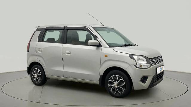 https://images10.gaadi.com/usedcar_image/4556945/original/03da7a6523b914d7bf8be8621db0debc.jpg?imwidth=6400