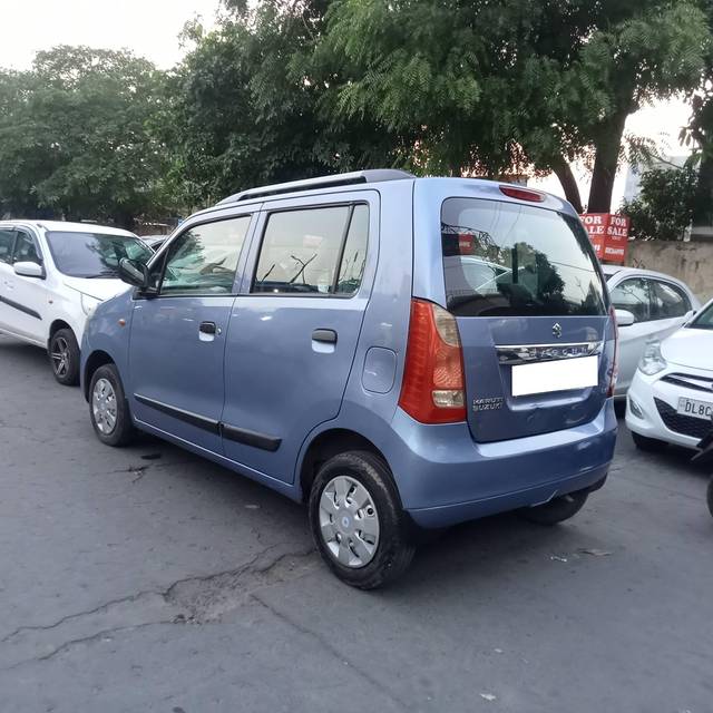 https://images10.gaadi.com/usedcar_image/4556955/original/processed_2872f86753bd3899f777b3211b65a6a8.jpg?imwidth=6402