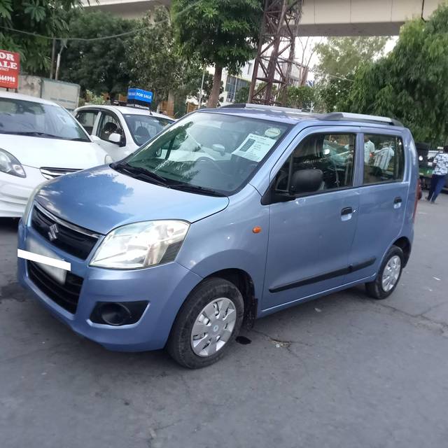 https://images10.gaadi.com/usedcar_image/4556955/original/processed_c206ef70903feee2122b6de05b30dd56.jpg?imwidth=6400