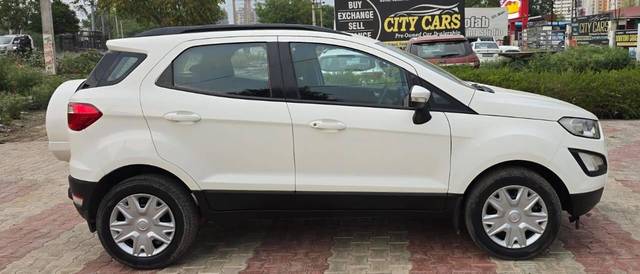 https://images10.gaadi.com/usedcar_image/4557005/original/processed_762b265f-d685-4169-afcd-198b5ec81006.jpg?imwidth=6401