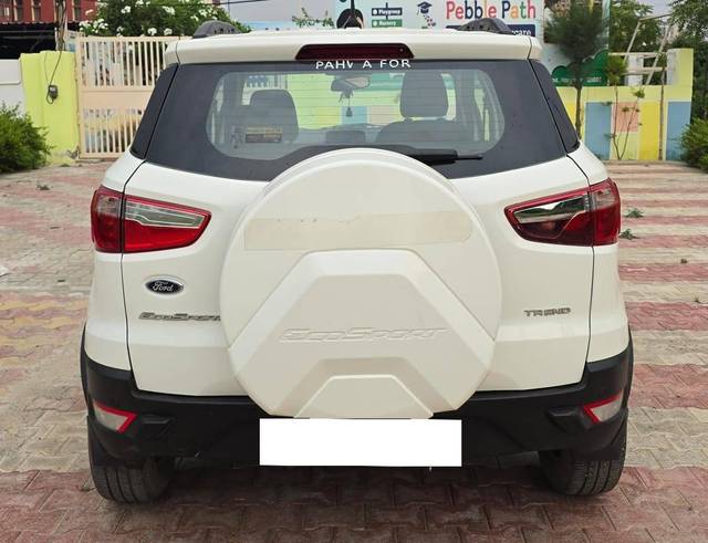 https://images10.gaadi.com/usedcar_image/4557005/original/processed_be0ca086-4498-40bc-98e8-5850218ad7f2.jpg?imwidth=6402
