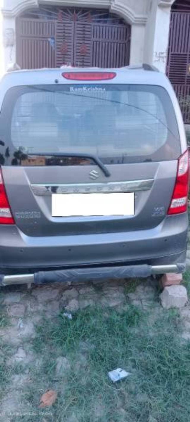 https://images10.gaadi.com/usedcar_image/4557017/original/processed_07d972c8-8b7f-4db2-8dcb-23365ecd594d.jpg?imwidth=6400