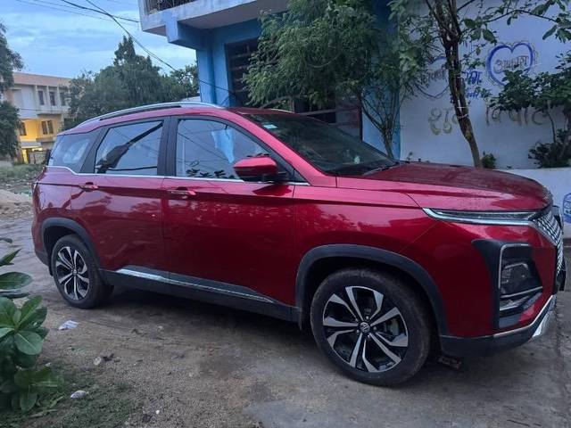 https://images10.gaadi.com/usedcar_image/4557024/original/processed_c17299c4-7137-4d31-a717-8449c29976a7.jpeg?imwidth=6400