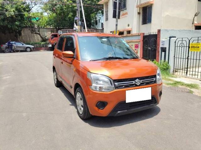 https://images10.gaadi.com/usedcar_image/4557041/original/processed_7e09fd6f6b2a66dd4f0a2b42d6eb2788.jpg?imwidth=6400