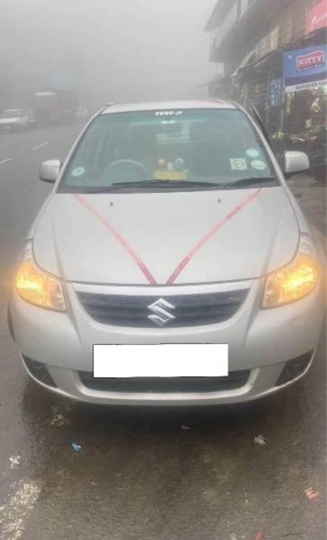 https://images10.gaadi.com/usedcar_image/4557047/original/processed_96d3c4cf-27f6-4a57-a60d-563d9c9ea78e.jpeg?imwidth=6400