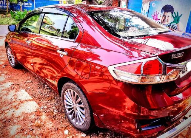 https://images10.gaadi.com/usedcar_image/4557079/original/processed_9ab06d92-1bd7-4480-8e04-210b0c2890f1.jpg?imwidth=6400