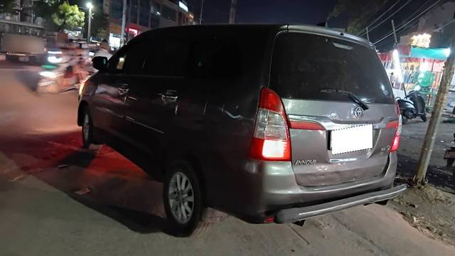 https://images10.gaadi.com/usedcar_image/4557093/original/processed_ab6f590e-eb24-4200-ae21-3a634eea01fa.jpg?imwidth=6400