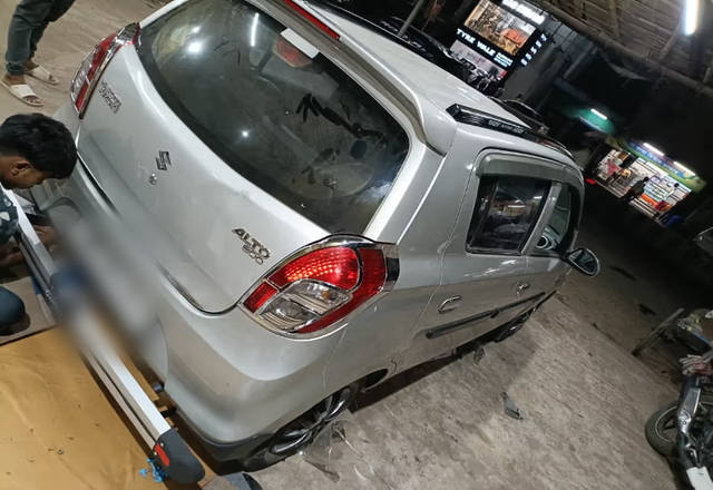 https://images10.gaadi.com/usedcar_image/4557150/original/835afd5e-93bb-4a47-9440-882c9f8f5202.?imwidth=6402
