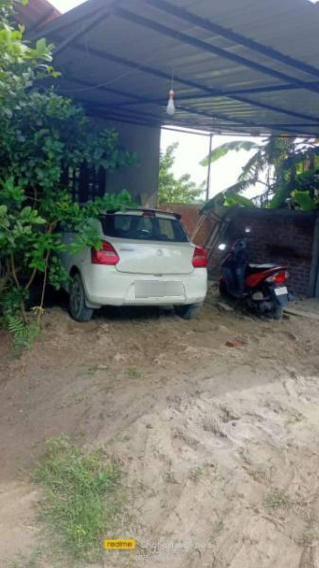 https://images10.gaadi.com/usedcar_image/4557158/original/processed_5d39e0cb-f3a6-4d5b-a85d-fcc0b42f7590.jpg?imwidth=6401