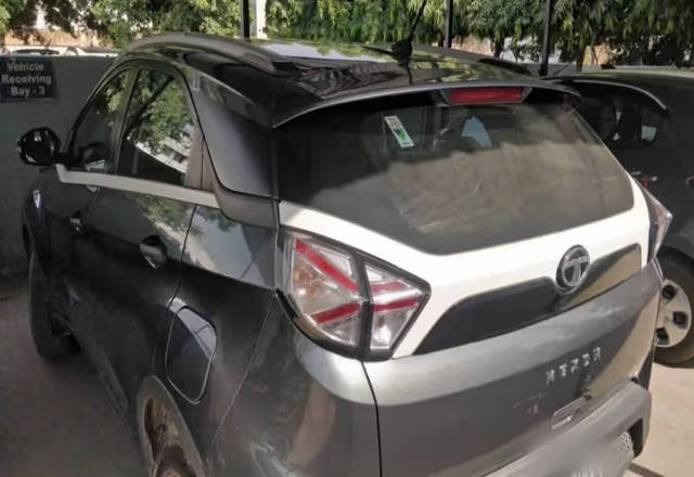https://images10.gaadi.com/usedcar_image/4557166/original/1683c8af-36e8-48f4-a331-350325a644c0.?imwidth=6400