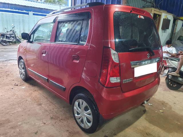 https://images10.gaadi.com/usedcar_image/4557181/original/processed_29a232d91f9a55f402b45cee8b44893b.jpg?imwidth=6402