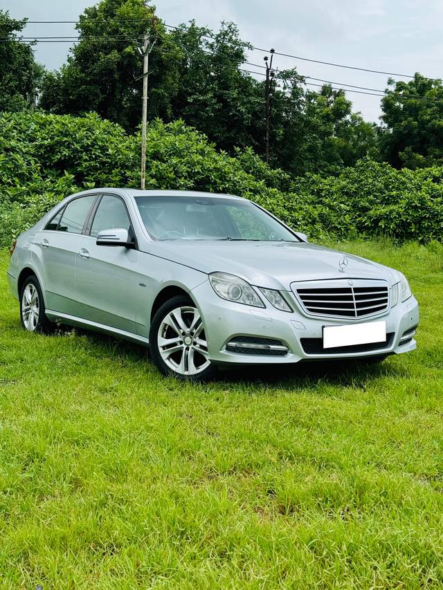 https://images10.gaadi.com/usedcar_image/4557185/original/processed_a8aad0299870a667264e5f5b7172710d.jpeg?imwidth=6401