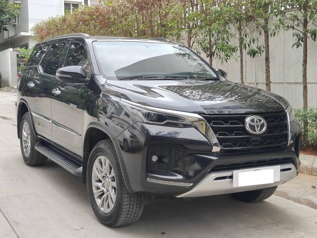 https://images10.gaadi.com/usedcar_image/4557195/original/processed_79aeba2f092eaa490a448baf6189ec8e.jpg?imwidth=6400