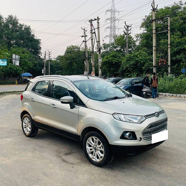 https://images10.gaadi.com/usedcar_image/4557201/original/processed_50c0e3d452f8f6f9b6cf316738038f1c.jpg?imwidth=6400