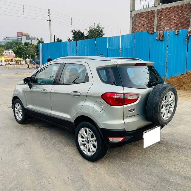 https://images10.gaadi.com/usedcar_image/4557201/original/processed_93587634439df826988495dff0afd8bd.jpg?imwidth=6401