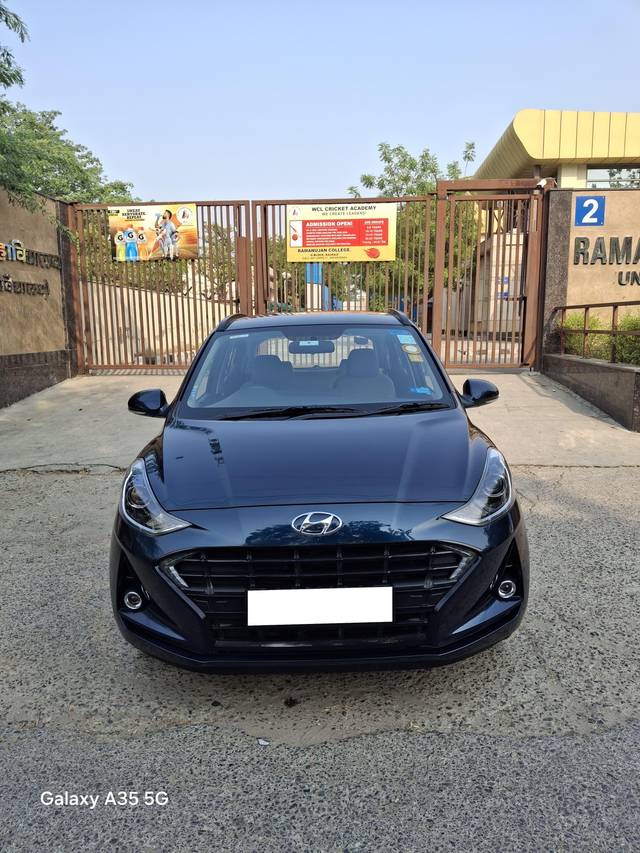 https://images10.gaadi.com/usedcar_image/4557205/original/processed_ba5454c393f3d12ab357162d2f758e8d.jpg?imwidth=6401