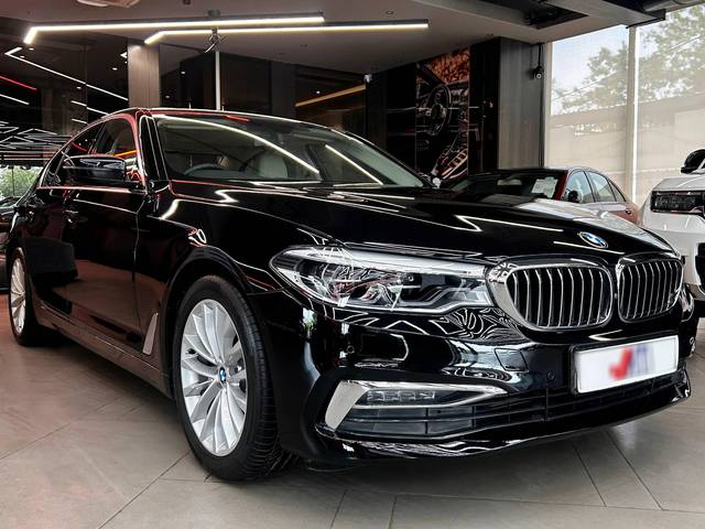 https://images10.gaadi.com/usedcar_image/4557210/original/processed_2f51908f395693b209f060d422bd16e8.JPG?imwidth=6400