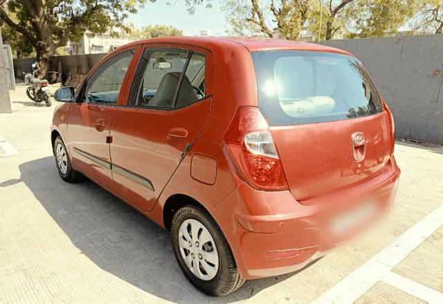 https://images10.gaadi.com/usedcar_image/4557211/original/09e0b785-278a-44bc-89b8-b1680fe2b26b.?imwidth=6401
