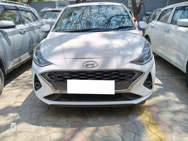 https://images10.gaadi.com/usedcar_image/4557212/original/processed_7d0b321e9f947d637ad487e855679b12.jpg?imwidth=6402