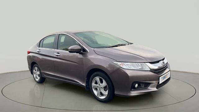 https://images10.gaadi.com/usedcar_image/4557217/original/9fdf7811e52baa3a5c2fc7720c8be87d.jpg?imwidth=6400