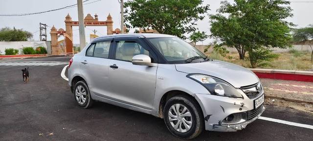 https://images10.gaadi.com/usedcar_image/4557224/original/processed_77a6eeec-0222-46ed-bc7b-7a572cea79f5.jpg?imwidth=6400