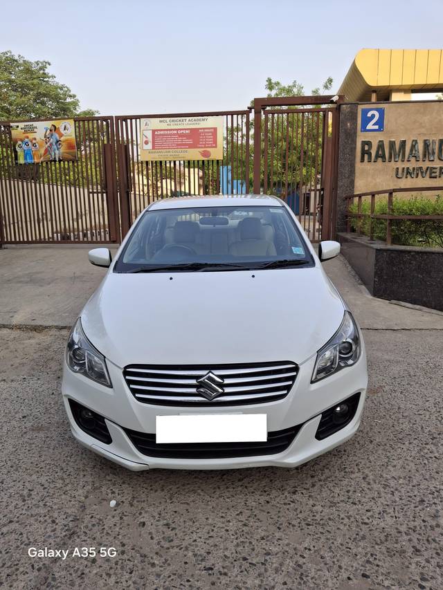 https://images10.gaadi.com/usedcar_image/4557276/original/processed_277a9f54370c22fc9baf6ccd57619892.jpg?imwidth=6401