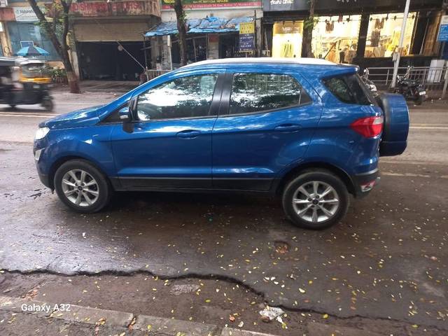 https://images10.gaadi.com/usedcar_image/4557312/original/processed_5a0c72f7230ece25eda11698fa7d3250.jpeg?imwidth=6402