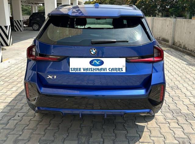 https://images10.gaadi.com/usedcar_image/4557334/original/processed_a7a97787d2374631d618020977ab8a11.jpeg?imwidth=6402