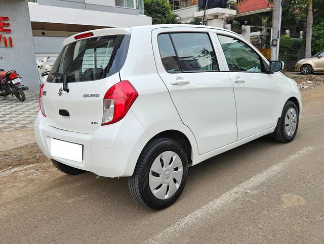 https://images10.gaadi.com/usedcar_image/4557429/original/processed_5376faa83cda0c15a9e6a89db6c51913.jpg?imwidth=6401