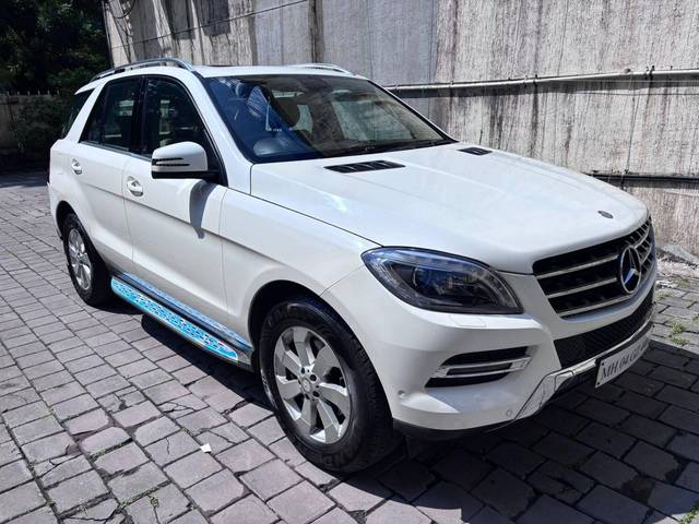 https://images10.gaadi.com/usedcar_image/4557431/original/processed_db042bb8209d61b4feeb48496928705b.jpeg?imwidth=6400