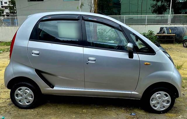https://images10.gaadi.com/usedcar_image/4557434/original/processed_c37516c44e8f57436b53bb6225e49e62.jpg?imwidth=6401