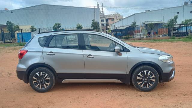 https://images10.gaadi.com/usedcar_image/4557442/original/7caac3caebc13f4991fe1cbe5ce5f8d7.jpg?imwidth=6401