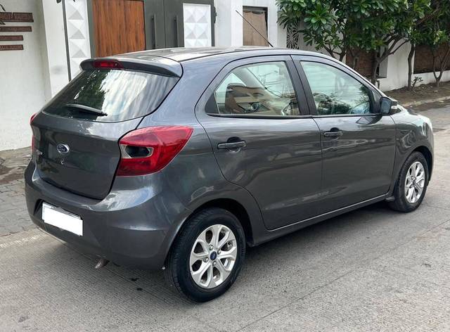 https://images10.gaadi.com/usedcar_image/4557446/original/processed_c83edcaf4a9aa09a2e0711bb37545b00.jpg?imwidth=6401