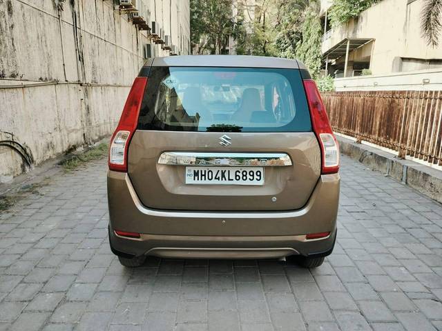 https://images10.gaadi.com/usedcar_image/4557459/original/processed_3eaec32660ae5d330cdee8aede249766.jpeg?imwidth=6401