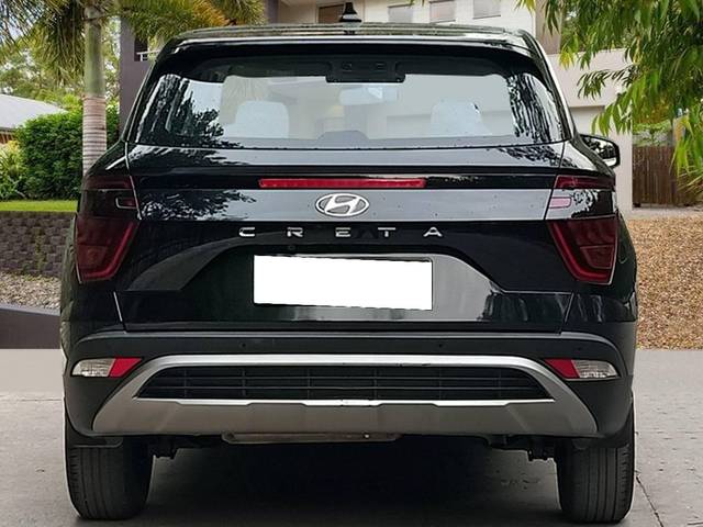 https://images10.gaadi.com/usedcar_image/4557463/original/processed_d507a53970fe54cef9477f164d338d2e.jpg?imwidth=6402