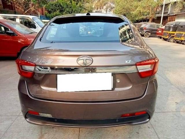 https://images10.gaadi.com/usedcar_image/4557474/original/processed_6d05beddeff0c9b9cb56ff07ee0ad6d3.jpg?imwidth=6402