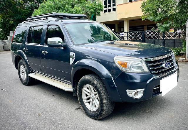 https://images10.gaadi.com/usedcar_image/4557483/original/processed_0e7566fa70a182f9a3a1433703e00405.jpg?imwidth=6400